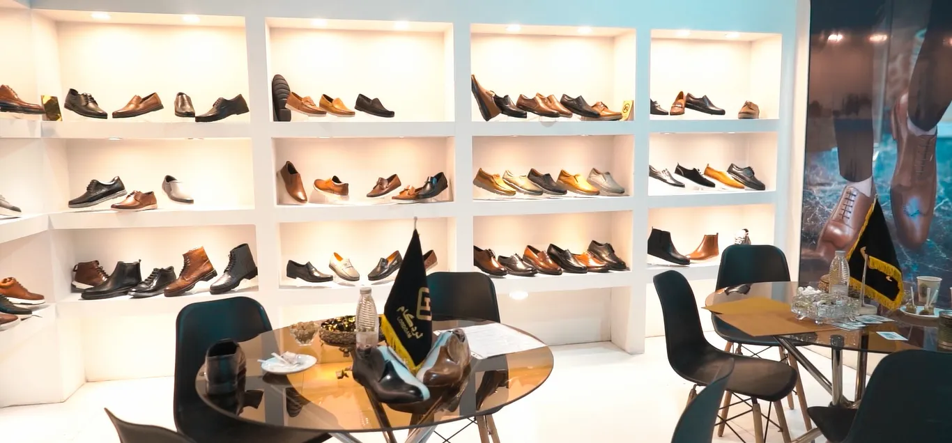 خرید کفش سازمانی