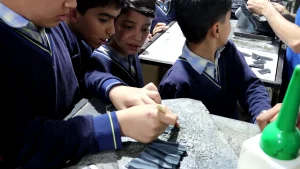 مدرسه امام حسین تولیدی کفش لردگام