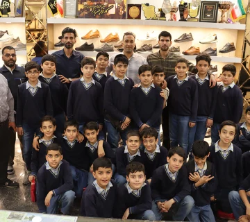 مدرسه امام حسین تولیدی کفش لردگام