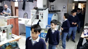 مدرسه امام حسین تولیدی کفش لردگام